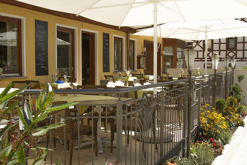 Gasthof - Hotel Zum Loewen Schwabthal エクステリア 写真